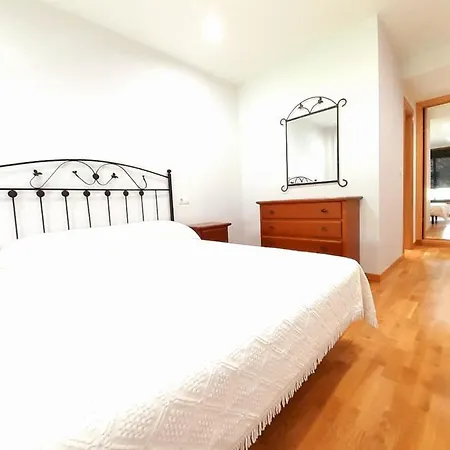 Horreos Y Playa Combarro 폰테베드라