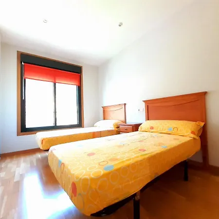 Horreos Y Playa Combarro * 폰테베드라